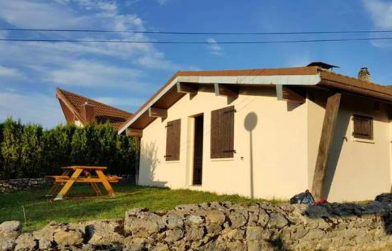 Chalet Charmant A Metabief Avec Vue Sur Montagnes Exterior foto